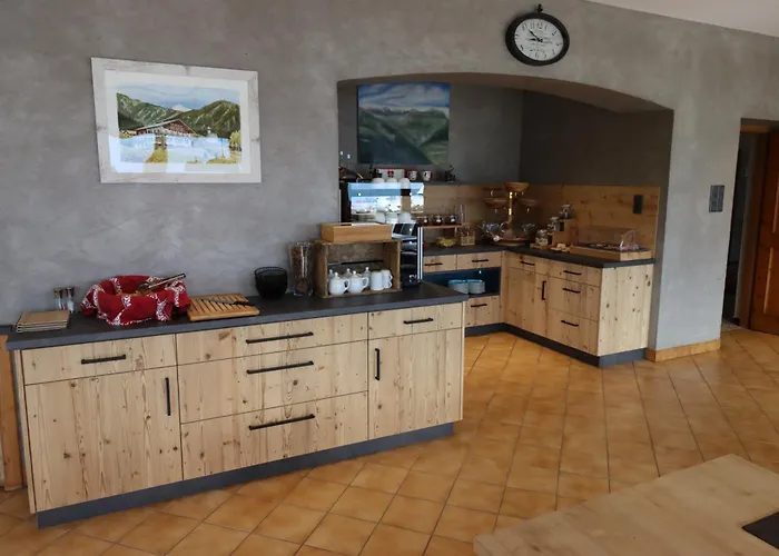 Alpengasthof Koefels بيت ضيافة 3*