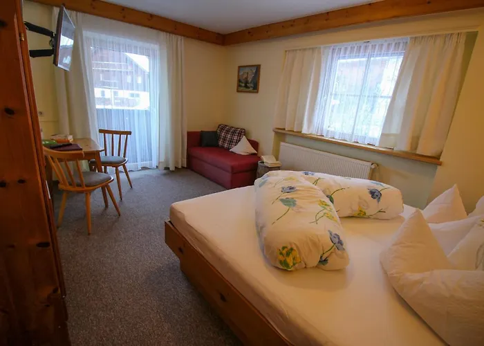 招待所 格勒布拉尔卡尔弗尔斯旅馆 3*