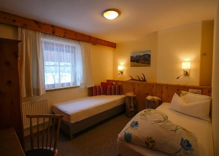 格勒布拉尔卡尔弗尔斯旅馆